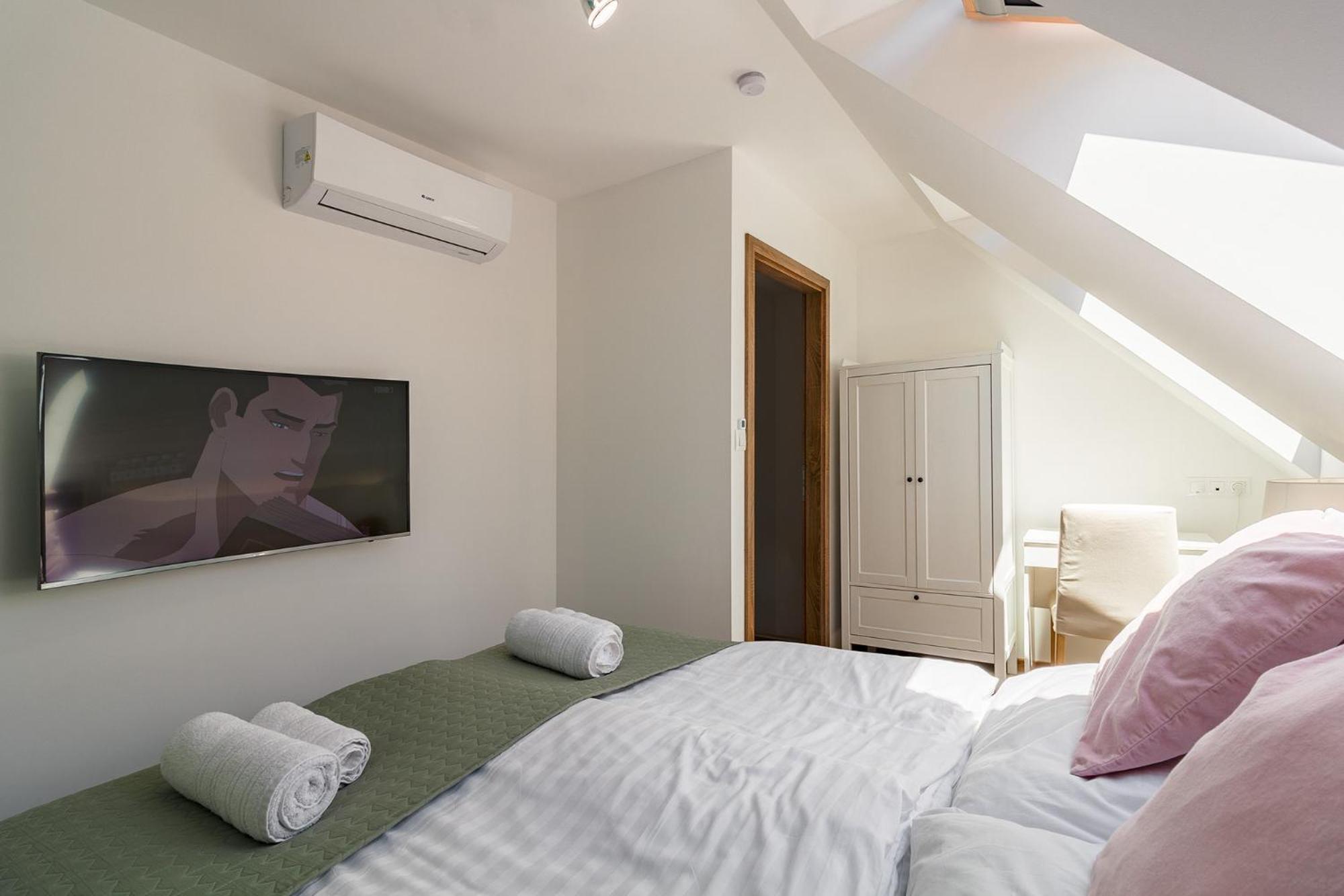 Monbuhim Twin Apartment Veszprém Exterior foto